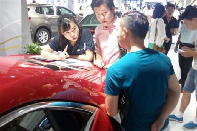 苏宁汽车超市两天卖30余辆豪车,逛超市买汽车成现实