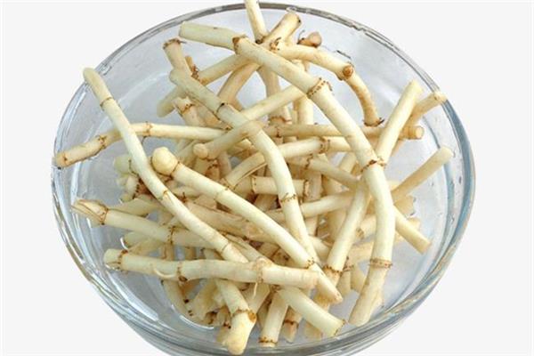 鱼腥草可以防辐射吗 鱼腥草怎么做好吃 鱼腥草可以防辐射吗 鱼腥草怎么做好吃