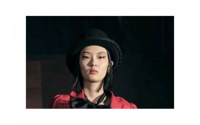 ​女人伤心时，最容易接受别人！