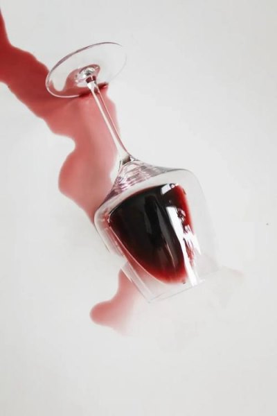 葡萄酒冰镇后可以喝吗