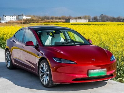 ​特斯拉 Model 3 中国市场需求强劲，等待时间延长至 4-6 周