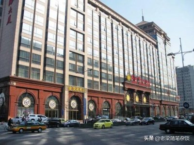 ​中国第一包租婆陈丽华，坐拥北京东二环一条街，一年收租几十亿