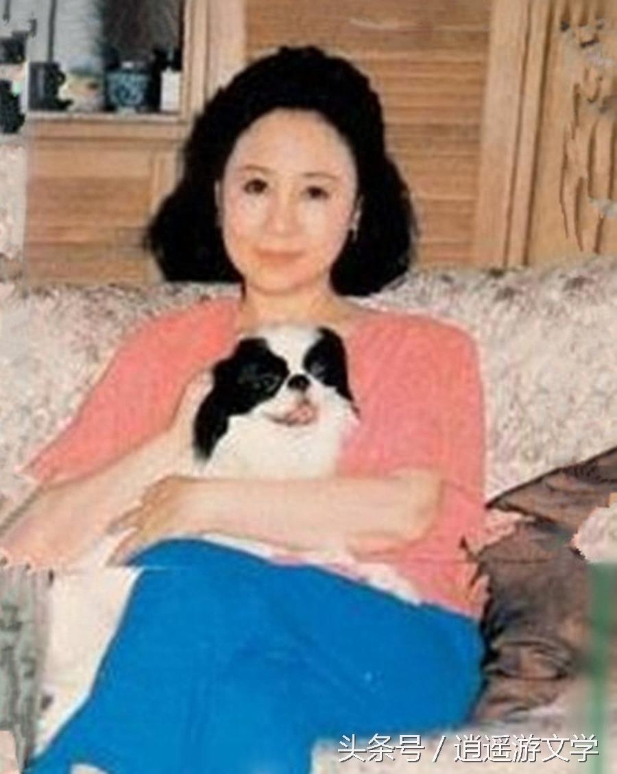 琼瑶罕见早年照片:气质美女,金庸远亲,经历就像一部小说