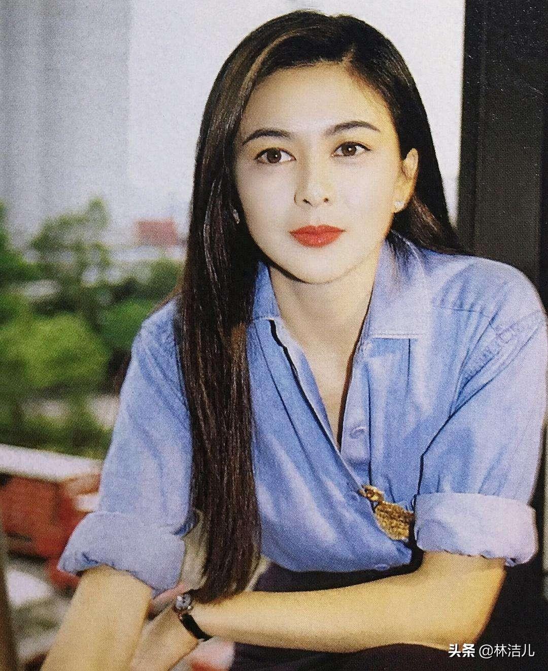 年轻时的关之琳,真正惊艳的不止颜值,还有这一双让人羡慕的美腿
