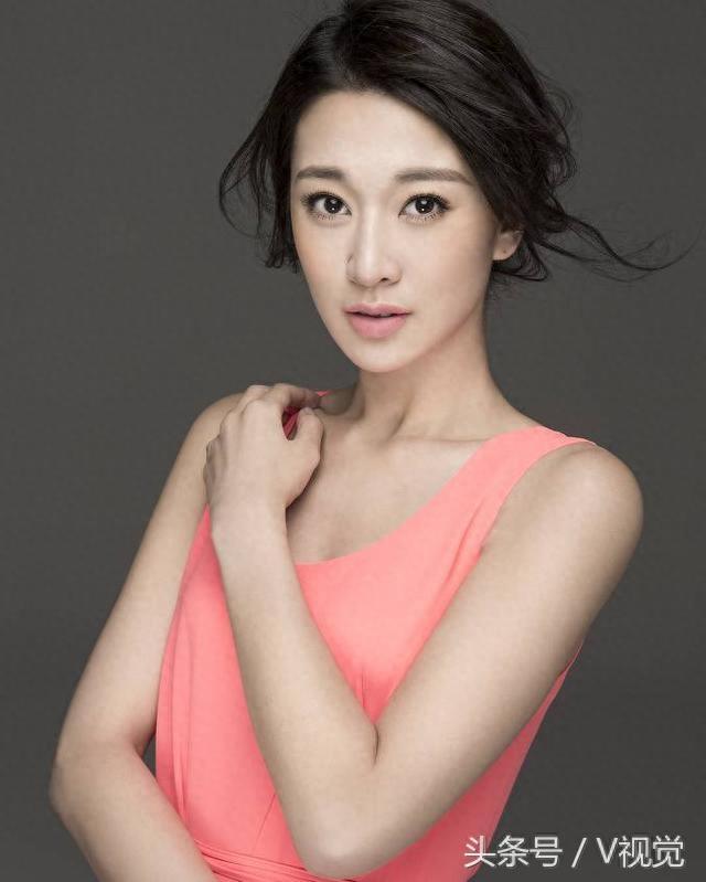 在《擒狼》中出演角色的6个美女演员