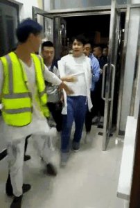 ​小沈阳被抓《监狱风云》要更新了？