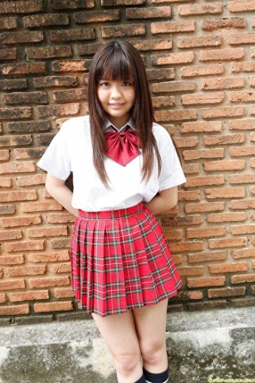 日本女星叶山芽衣写真集图片