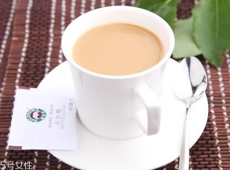 鸳鸯奶茶好喝吗 鸳鸯奶茶怎么做才好喝 鸳鸯奶茶好喝吗 鸳鸯奶茶怎么做才好喝