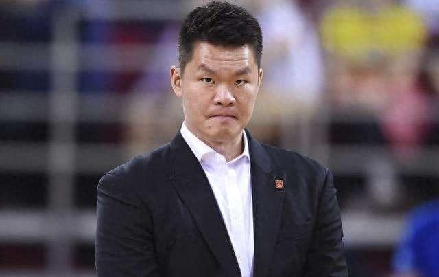 中国男篮运动员:朱芳雨