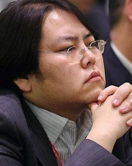 山西首富李兆会情商高 与车晓离婚后再娶女明星程媛媛 近照曝光