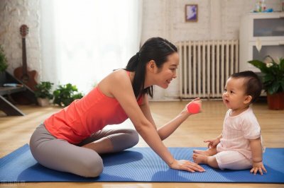 ​萌孩子搞笑图系列：有这样一个萌宝，家里一定充满欢乐吧