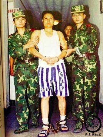 建国以来的十大悍匪老照片：个个心狠手辣，图2是刘华强原型人物