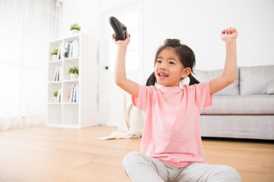 ​女性新孕养方式：单身妈妈独自孕养孩子，你觉得这种方式自私吗？