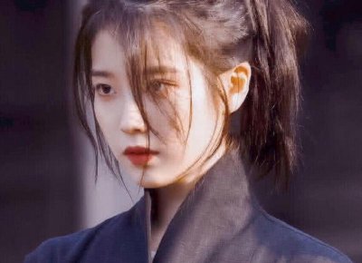 ​是否应该坚持追求不合适的女生，取决于个人感受和想法