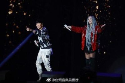 ​林俊杰现身张惠妹演唱会，合唱《记得》，当初却是为她特意写的歌