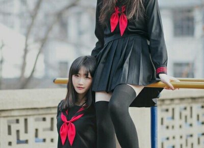 ​表白失败后女生主动找我聊天什么意思？还有戏吗