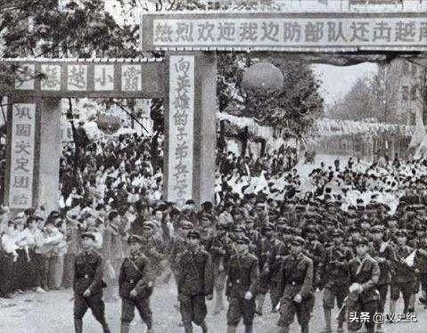 老山前线女兵张茹简历（86年老山战场照死吻）(8)