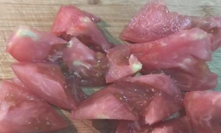 豌豆可以生吃吗,生豌豆有股酸味能炒熟吃吗?图6