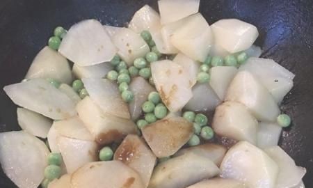 豌豆可以生吃吗,生豌豆有股酸味能炒熟吃吗?图4