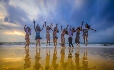 ​如何管理女下属(领导对下属暧昧,下属应该怎么办)