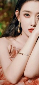 ​不一样的魅力女神——蒋依依写真集（也太美了吧）