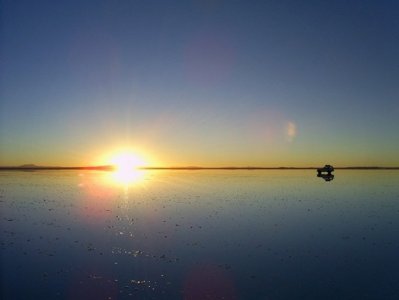 ​世界最大的盐湖 玻利维亚“天空之镜” 天地之间只有你我