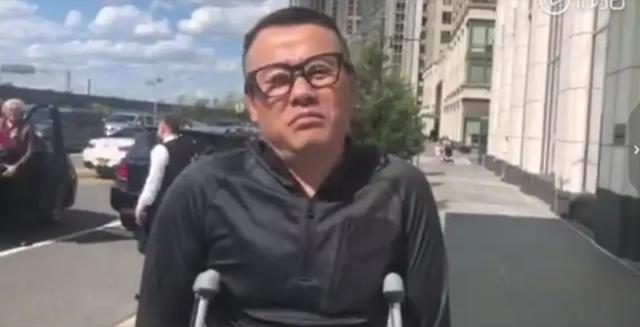 顶流夫妇谈恋爱后再现不认识（过气顶流窘况）(15)