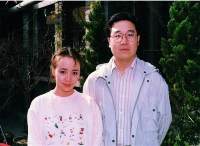 英达与梁欢关系如何（其貌不扬的梁欢）(19)