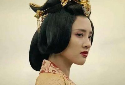 ​郭女王：没错，就是女王