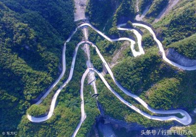 ​航拍张家界天门山盘山公路，99个弯似玉带环绕，蜿蜒曲折如迷宫