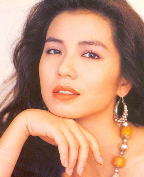 香港有演技有颜值的女星（港片时代28款绝色女星）