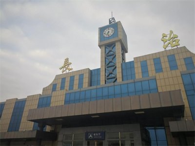 ​被时代列车甩下的普速火车站