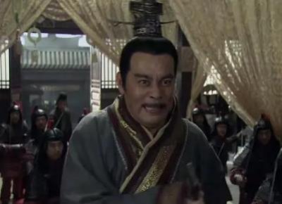 ​萧何骗杀韩信后，为什么大家都恭贺他？