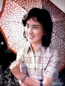 ​36年前，张金玲与徐敏离婚后嫁入豪门，如今生活如何