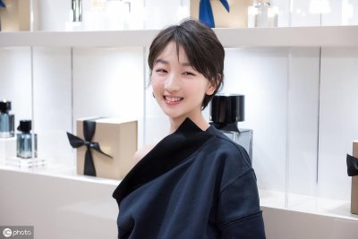 ​周冬雨：从“谋女郎”到金马影后，成就开挂人生并不只靠运气