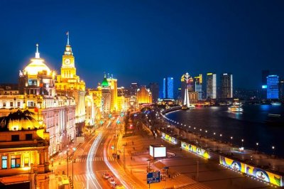 ​上海旅游必去的10个景点（上海旅游必去的10大热门景点）
