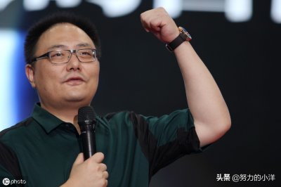 ​罗辑思维是靠什么赚钱的？如何打造付费社群？