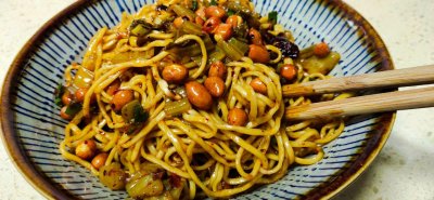 ​「自制凉面」的做法+配方，做了很多次，这次的做法简单又好吃