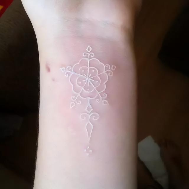 纹身隐形图案(鸽子血不一定能满足你)(11)