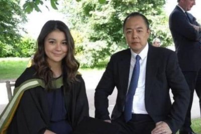 ​张铁林的28岁混血女儿有多美，高颜值不随爹，微胖界的女神！