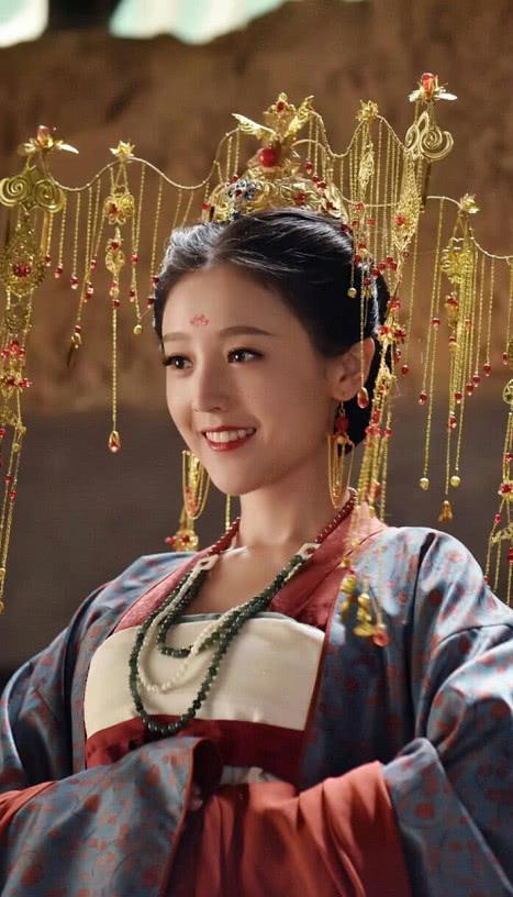 继灵魂摆渡后,又一新版孟婆情感电影已杀青?女主颜值不输热巴