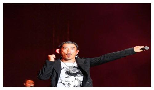 52岁任贤齐暴瘦34斤，自制力爆棚，网友：男神回来了！