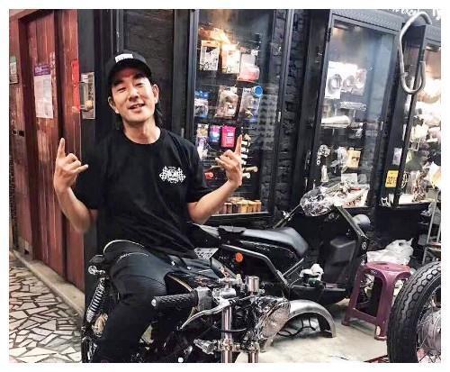 52岁任贤齐暴瘦34斤，自制力爆棚，网友：男神回来了！