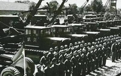 ​1984年阅兵：一场震撼心灵的历史盛事