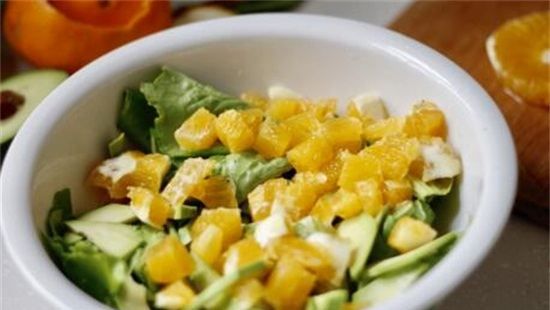 牛油果汁怎么榨才好喝,牛油果和什么榨汁好喝又营养图16