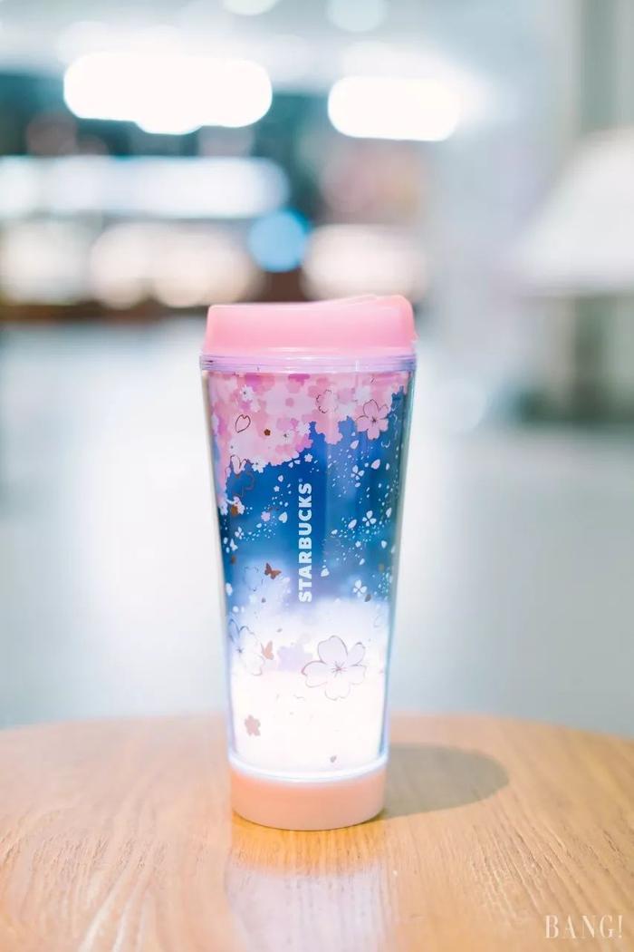 萌到窒息！星巴克樱花杯向你的钱包伸出“猫爪” |  文末福利