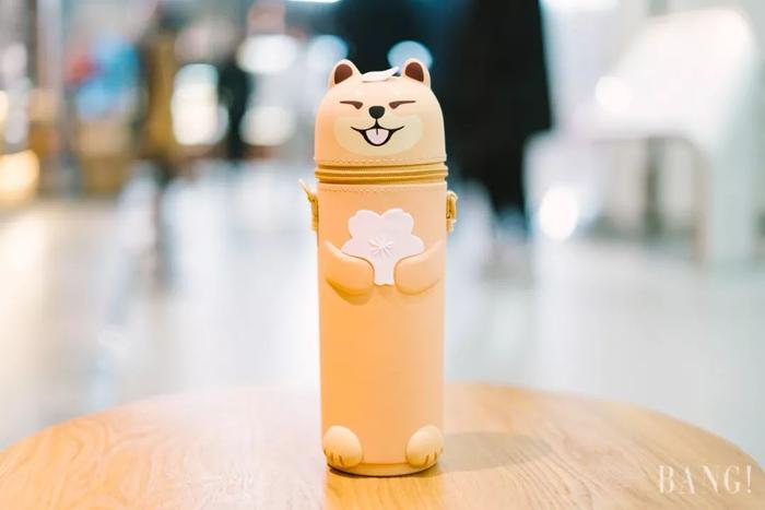 萌到窒息！星巴克樱花杯向你的钱包伸出“猫爪” |  文末福利