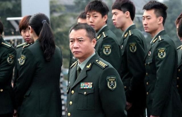中国的军人运动员里,谁的军衔最高乒协主席刘国梁是什么级别图4