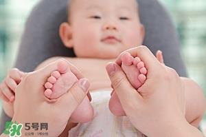 宝宝拉肚子吃什么好的最快 宝宝拉肚子的处理方法 宝宝拉肚子吃什么好的最快 宝宝拉肚子的处理方法