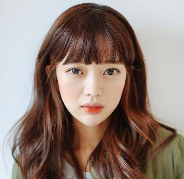 女生头发紧贴头皮,怎么让头发蓬松 女生头发紧贴头皮,怎么让头发蓬松